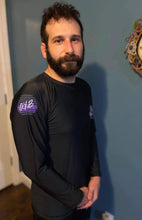 Load image into Gallery viewer, Retro Summer Series Black Rashguard Long Sleeve