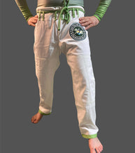 Load image into Gallery viewer, Turtle Series Gi - White 10/21