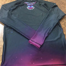 Load image into Gallery viewer, Retro Rock Rashguard